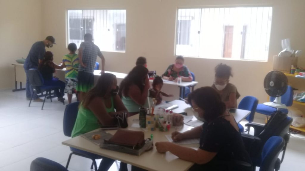 Semec matrículou, para o ano letivo de 2022, crianças e adolescentes indígenas, imigrantes e refugiados.