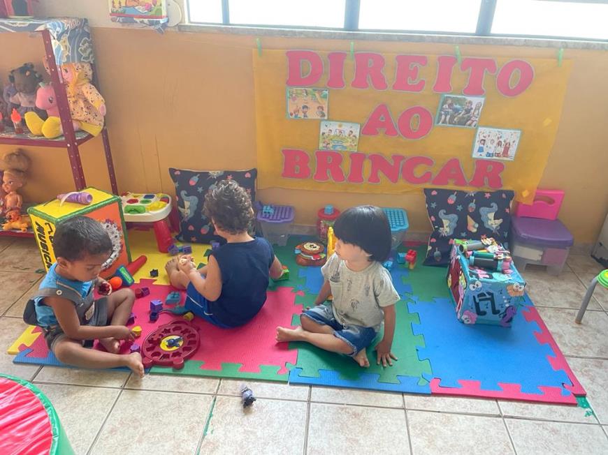 Na EMEI Jaime Teixeira a criançada participa de brincadeiras tradicionais e de joguinhos educativos diversos