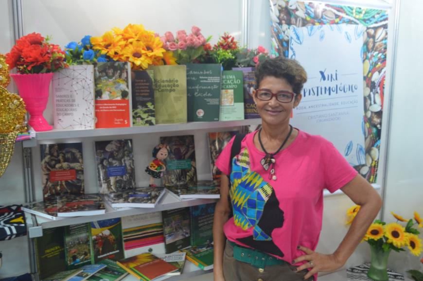 Tâmara Porto, 54 anos, professora de Geografia, na EMEIF Isabel Barral, na comunidade de Guarumã, no município do Acará.