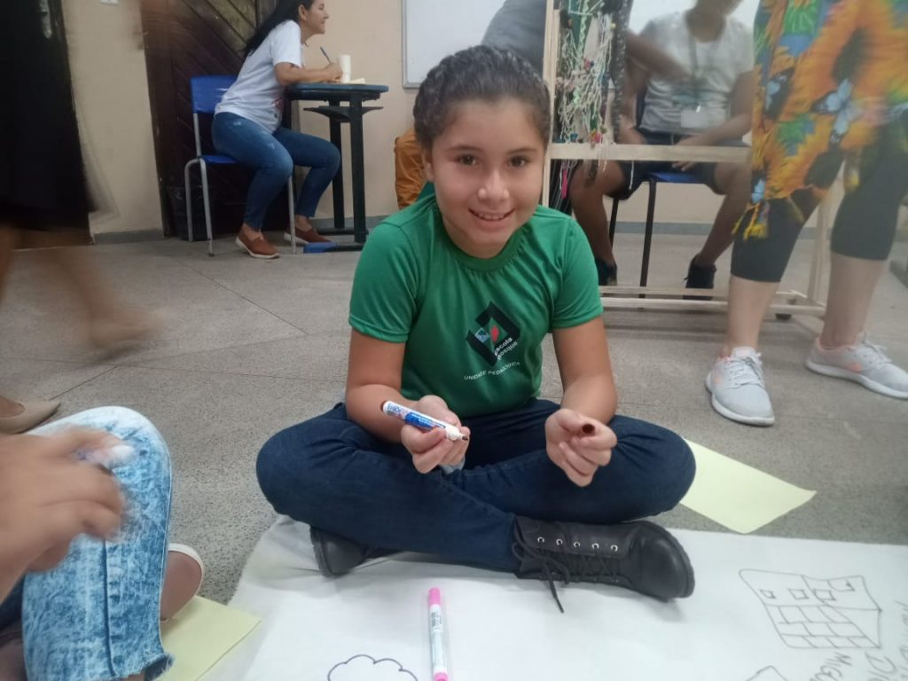 Para Naiane Vieira, aluna da Unidade Pedagógica Flexeira, da Funbosque, localizado na Ilha de Cotijuba, é importante ser feita uma educação ambiental para a população.