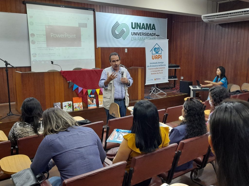 Antônio Carlos Cabral, do Unicef, explica que a Uapi é uma estratégia de assistência técnica, capacitação, monitoramento, acompanhamento e certificação da melhoria da oferta de serviços às crianças. Foto: Daniely Gomes