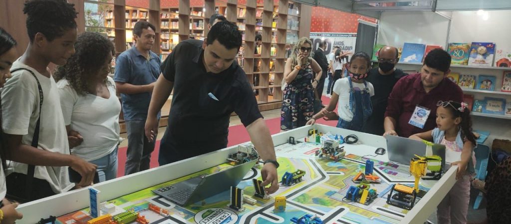 Prefeitura de Belém está dois editais de chamada pública de escritores e livreiros para a I Flibe