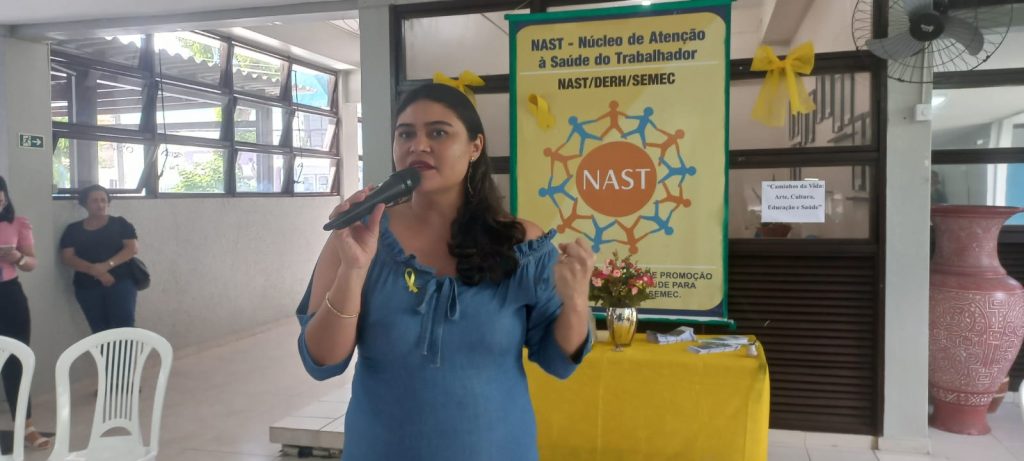 Secretária Márcia Bittencourt destaca a necessidade “prestar atenção a alguém que sinaliza que quer apoio”. Foto: Lilian Leitão - Ascom Semec