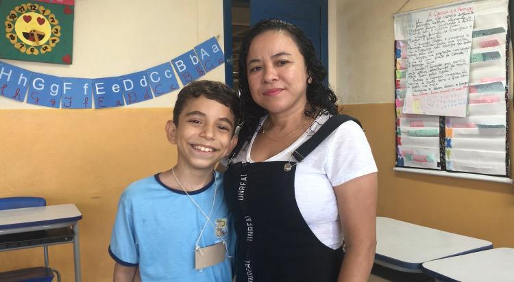 Roseane, mãe do Jhonatan Raphael, comenta que o filho ficou empolgado quando foi escolhido para falar na plenária