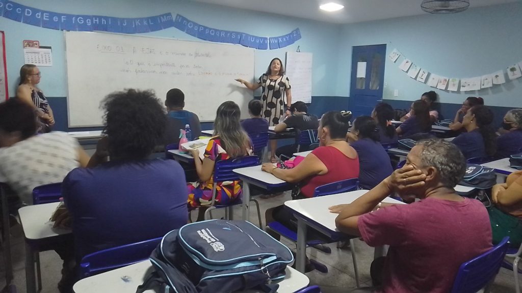 Estudantes da Escola Municipal Honorato Filgueiras propõem incluir cursos profissionalizantes no currículo da Ejai