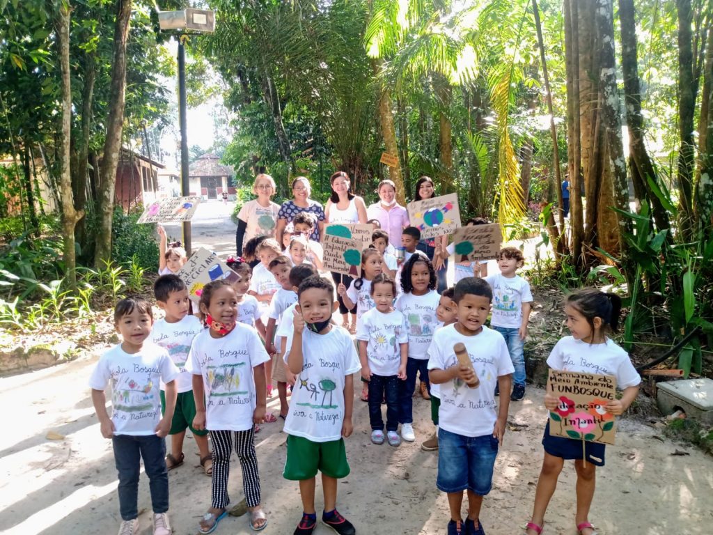 A nova escola Rita Nery, no Tapanã, enche de orgulho os alunos e os pais: revitalizada, com equipamentos de ensino e lazer de primeira qualidade