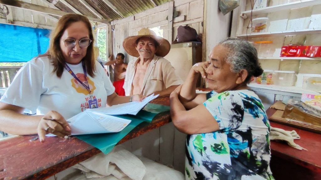 A meta para 2023 é alcançar 5 mil pessoas (mil nas escolas municipais e quatro mil por movimentos sociais).