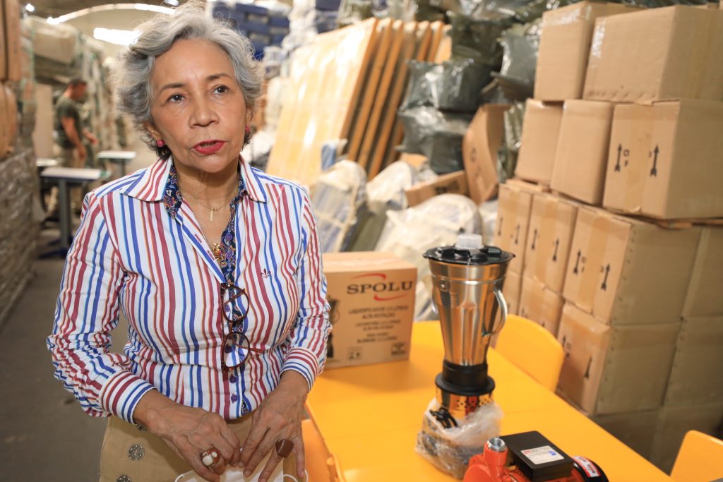 Para a secretária de Educação, Araceli Lemos, o investimento em materiais permanentes e de consumo nas escolas reforça o compromisso da Prefeitura em garantir uma educação de qualidade