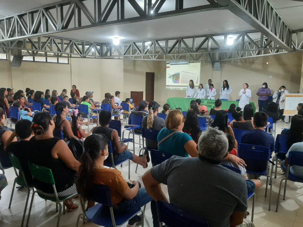 A ação em alusão ao Dia da Mulher envolveu também palestras, voltadas à saúde do público feminino