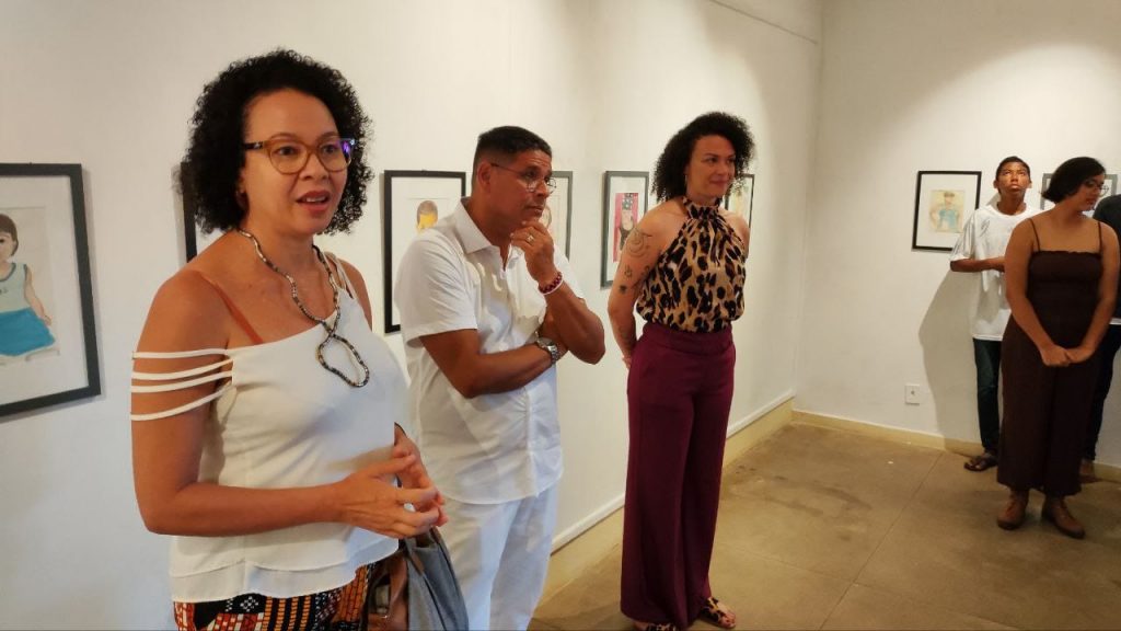 A coordenadora do Núcleo de Arte, Cultura e Educação (NACE) da Semec, Marta Ferreira, esteve na exposiçaõ e reafirmou o compromisso da Prefeitura de Belém, em promover a vivência em arte entre os estudantes municipais.