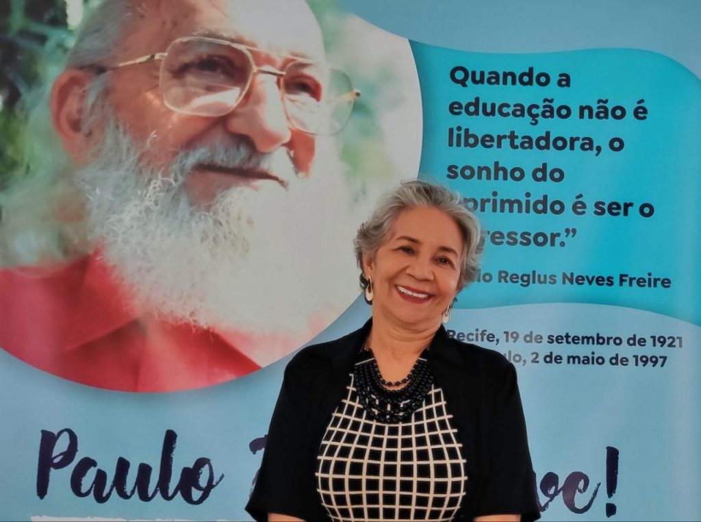 Professora Araceli Lemos assume o comando da Semec.