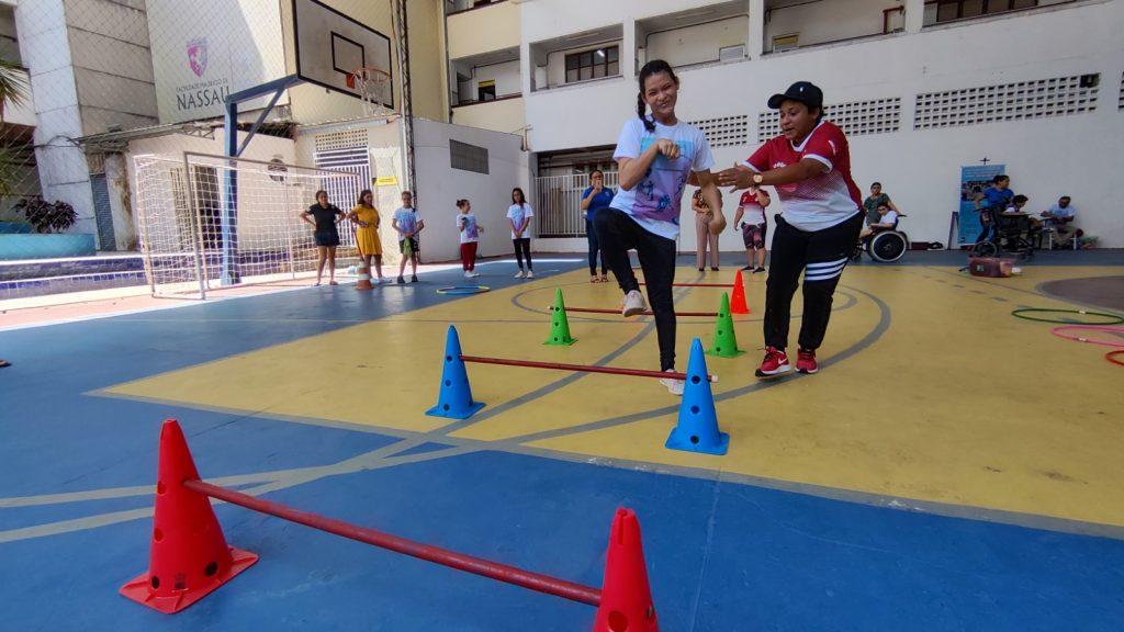 Corrida com obstáculos: alegria, saúde e inclusão