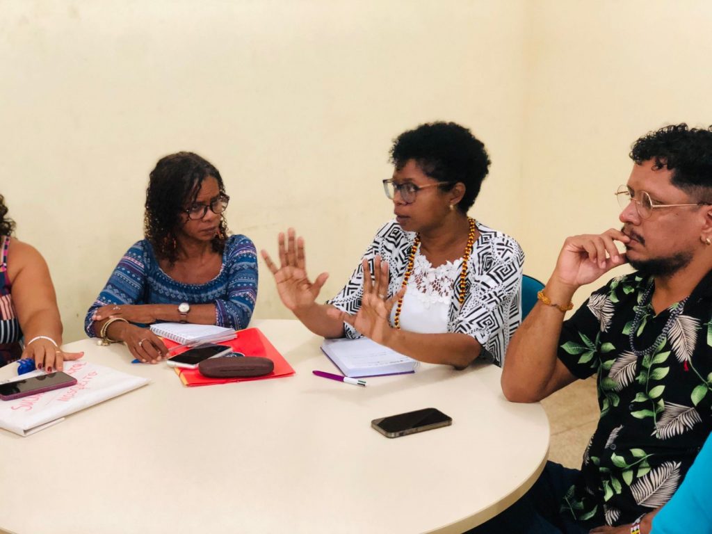 titular da Coderer da Semec, Sinara Dias, reforçou a importância da participação e colaboração de todos para a construção do projeto de reforma da escola