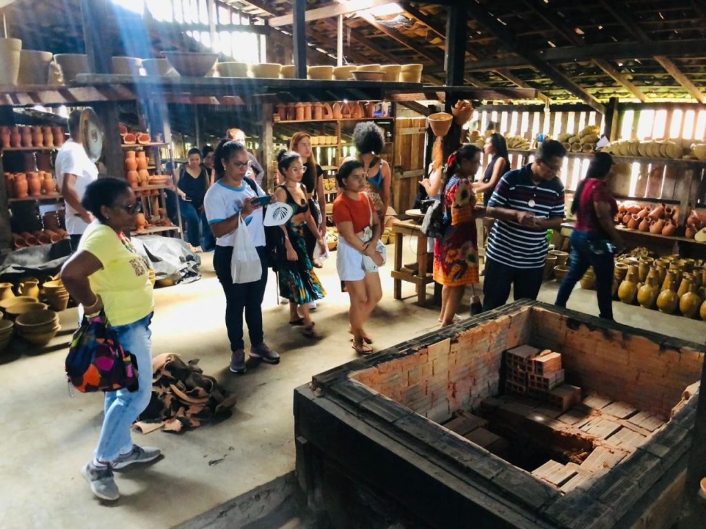 A programação especial alusiva à 1ª Semana de Museus do Ecomuseu de Belém, percorreu alguns pontos no distrito de Icoaraci, como o polo ceramista