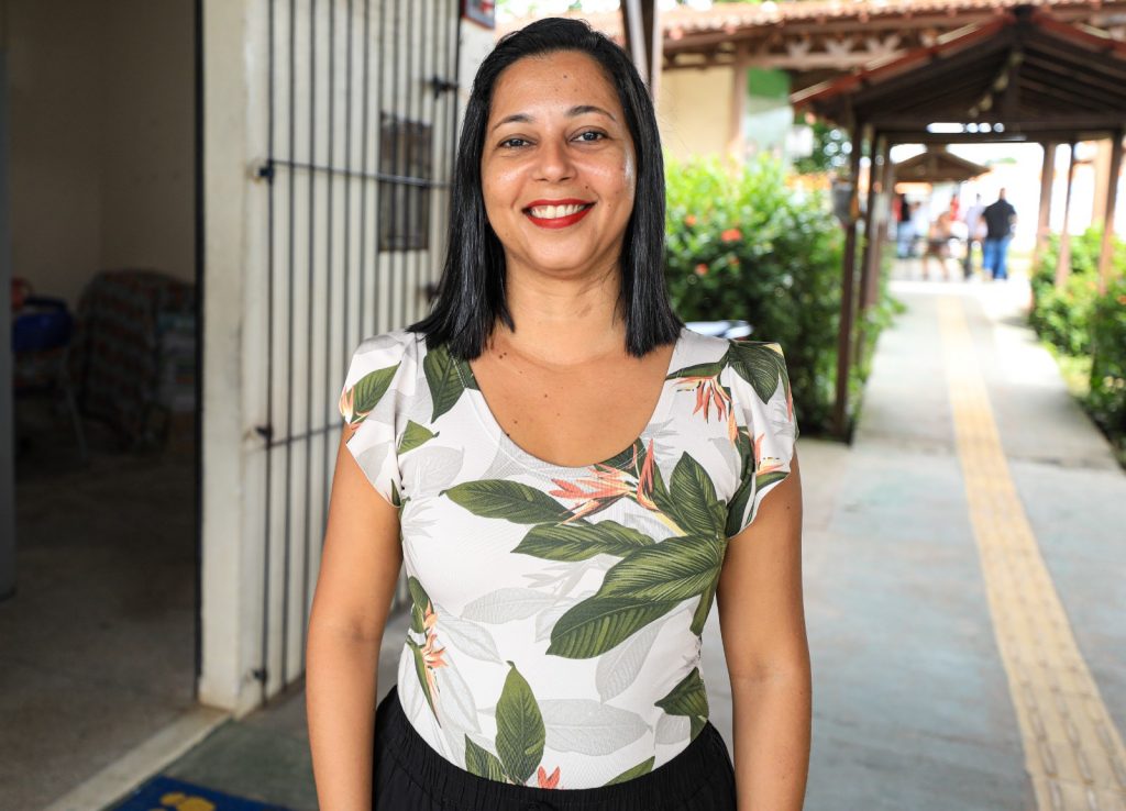 Ludmila Uchôa, coordenadora pedagógica da EMEF Paulo Freire, atua há dez anos na unidade e diz que a reforma significa melhoria na educação e melhores condições de trabalho.
