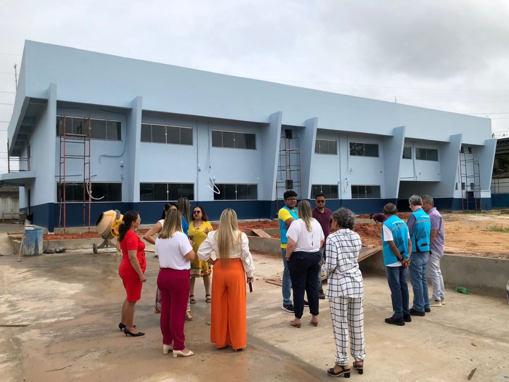 O corpo do colegiado da Semec irá realizar uma agenda de visitas em diversas escolas que estão em obras