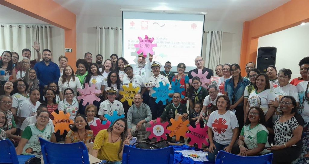 O seminário “Trabalho em rede para o enfrentamento à violência sexual contra crianças e adolescentes nos aspectos da prevenção e proteção” foi realizado pela Cáritas Belém.