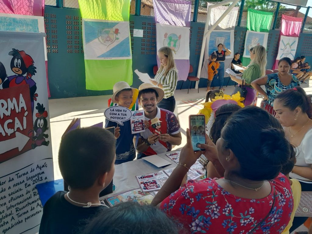 A Escola Municipal Olga Benário aproveitou a quadra junina para encerrar o semestre com um festival de cultura.