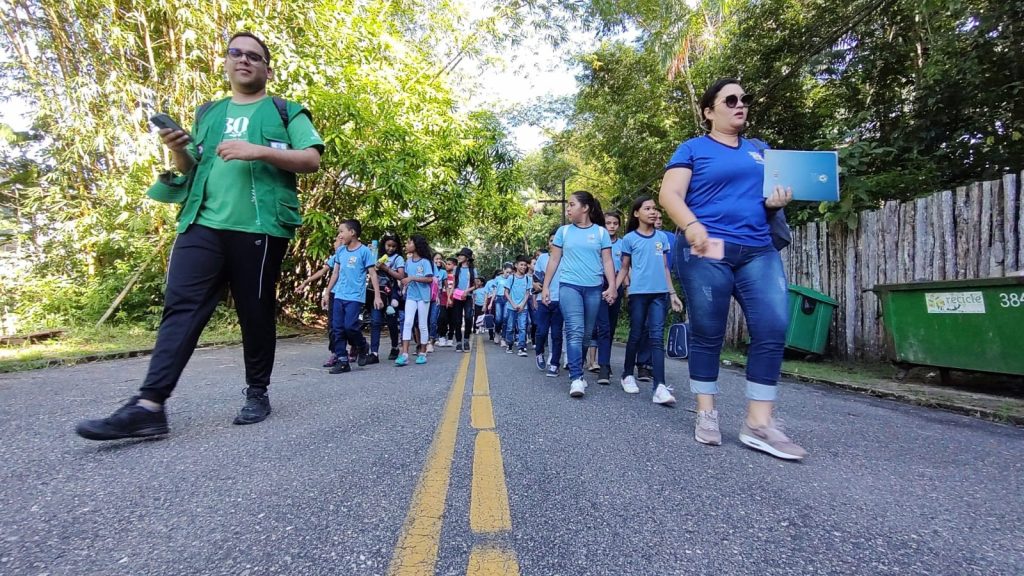 Estudantes do 5º ano da Escola Nova Aliança, no bairro da Pratinha, tiveram uma aula especial nesta sexta-feira, 2, no Memorial Verônica Tembé, no Parque do Utinga