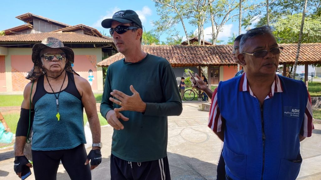 Estavam presentes representantes de Agência Distrital de Icoaraci (Adic) e da Fundação Escola Bosque (Funbosque), localizada em Outeiro.