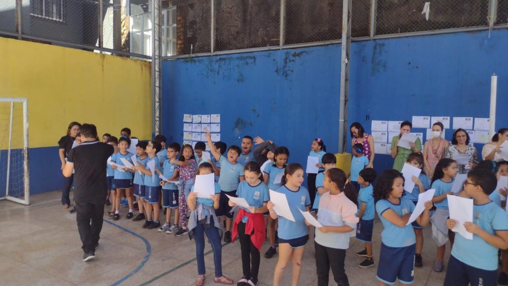 A comunidade escolar preparou uma programação especial para festejar os 76 anos da Unidade: orgulho e simbologia de uma cidade que valoriza a educação