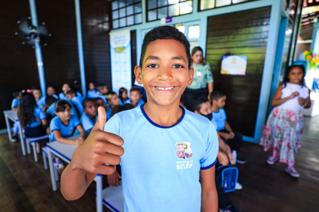 O estudante Samuel Modesto, de 10 anos, é um dos 81 alunos matriculados na Santo Antônio.