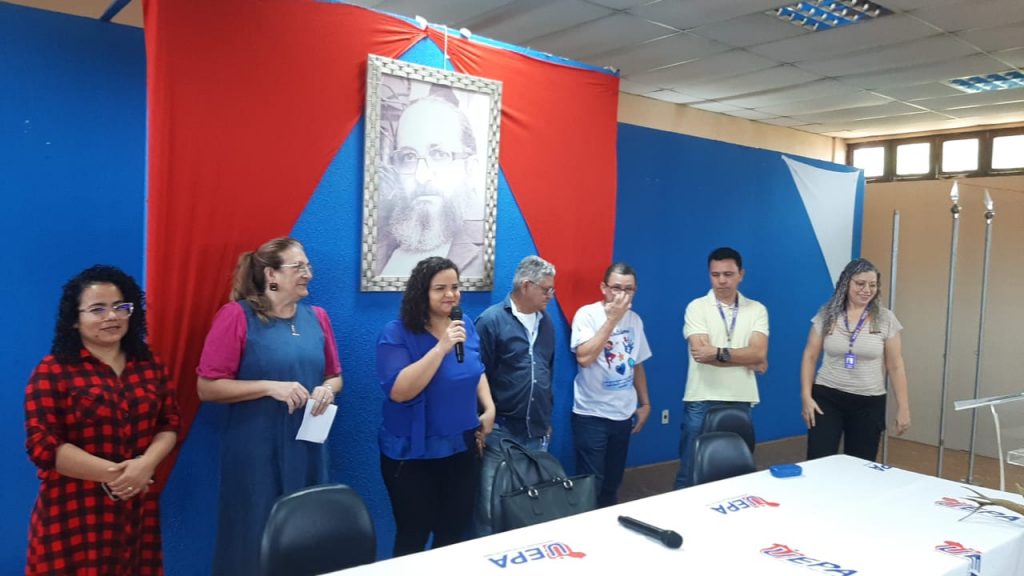 Coordenadora do Crie, Tatiana Maia, afirma que o treinamento com os estagiários selecionados faz parte da política de formação continuada da Semec