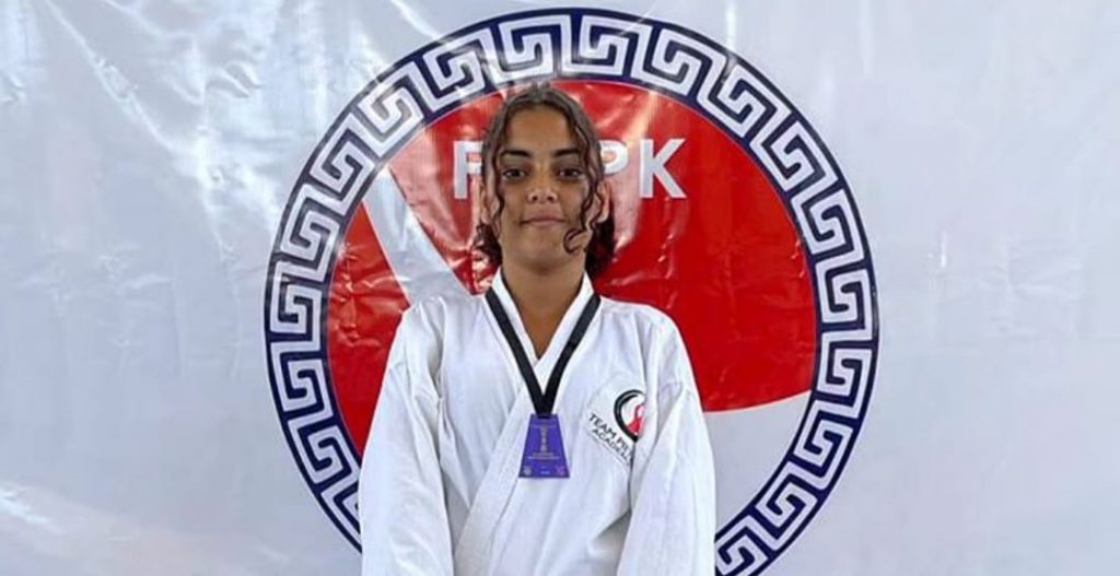 Mirlane Andrade, 15 anos, conquistou medalha de Ouro na disputa do Karatê