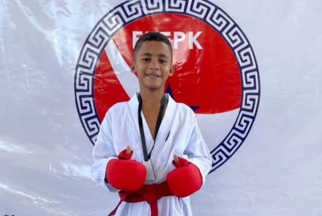 Talysson Silva, 12 anos, estudante da Escola Municipal Nestor Nonato, é medalhista de ouro na disputa do karatê