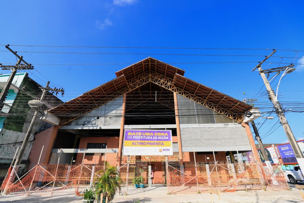 A Prefeitura, por meio da Secretaria Municipal de Educação (Semec), iniciou a obra no espaço em março deste ano, orçada em R$ 3.534.949,57
