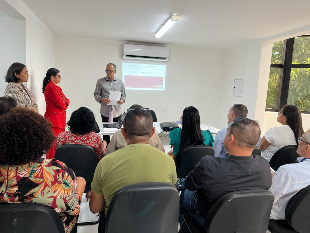 O Plano de Contratação Anual (PCA) foi determinado pela nova Lei de Licitações, do governo federal, e regulamentado por decreto municipal. O PCA deve prever tudo o que será contratado ou prorrogado pelo órgão público, tanto habitual como extraordinário, com orçamento previsto para o próximo ano.