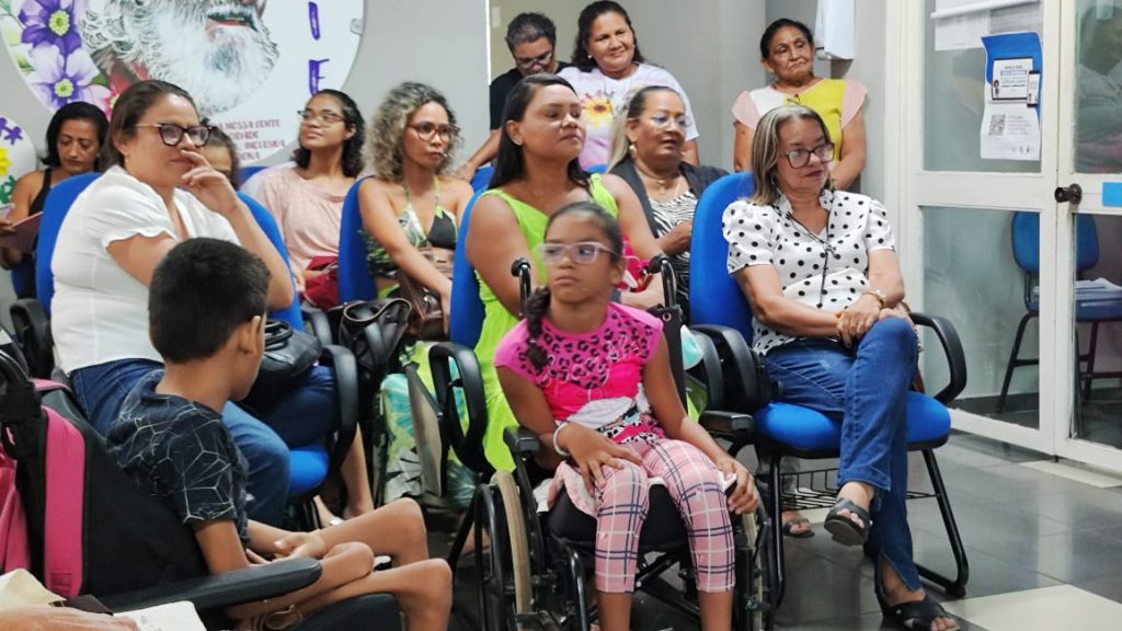 As palestras aproximam todos os entes envolvidos com a educação: Crie, público em geral e comunidade escolar