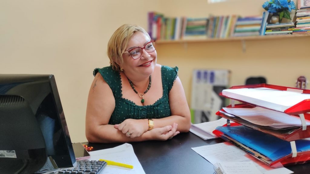 Na EMEIF Alzira Pernambuco, a diretora Roseana Rodrigues Siqueira é candidata única. Neste caso, os eleitores terão que referendar o nome dela para a permanência no cargo