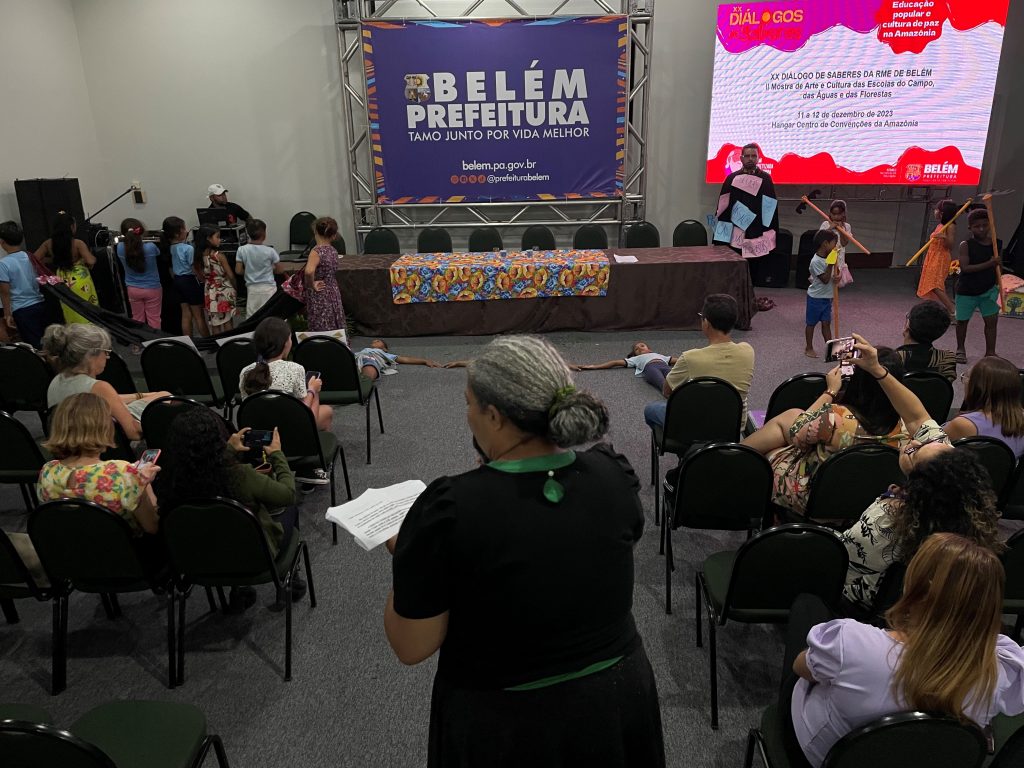 Estudantes da Emec Madalena Travassos promoveram uma apresentação sobre a valorização da educação do campo