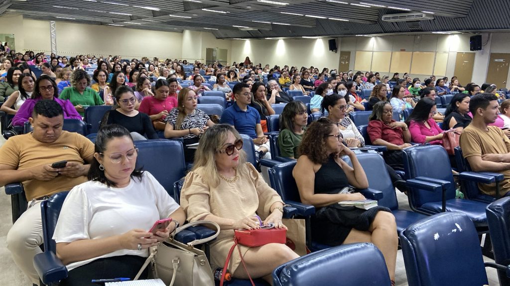 A Prefeitura de Belém debate sobre os avanços e desafios do Programa Escolas em Tempo Integral