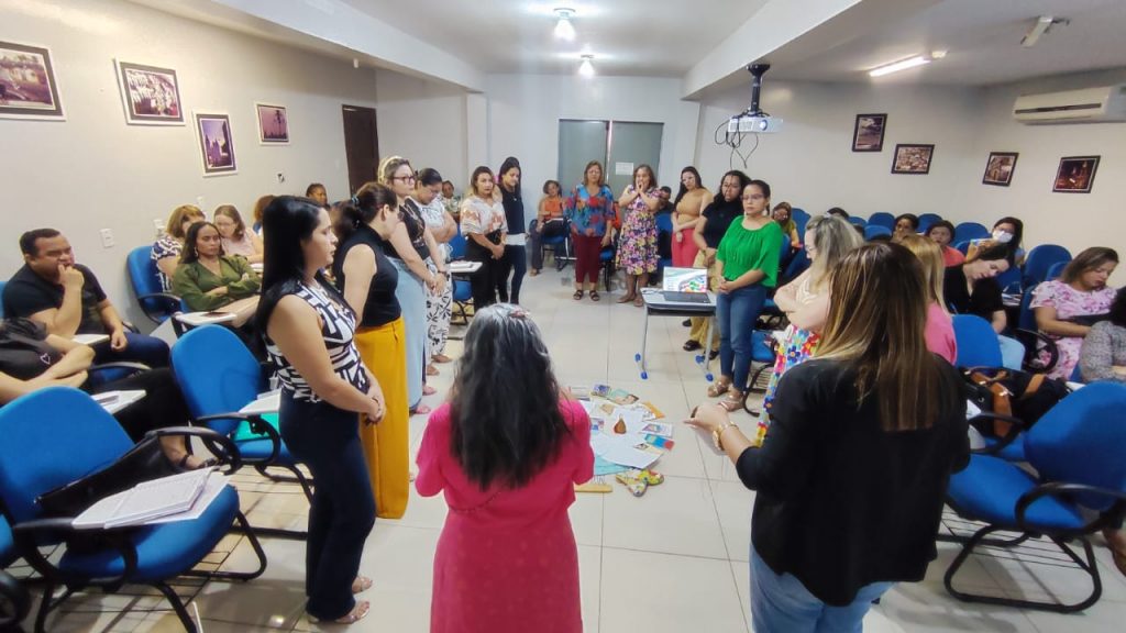 O evento foi coordenado pela equipe de formadores do Centro de Formação de Educadores Paulo Freire, da Secretaria Municipal de Educação (Semec).