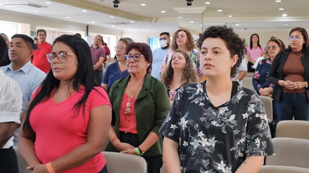 A programação do seminário é voltada para a formação, visando à melhoria da assistência e das políticas públicas na área