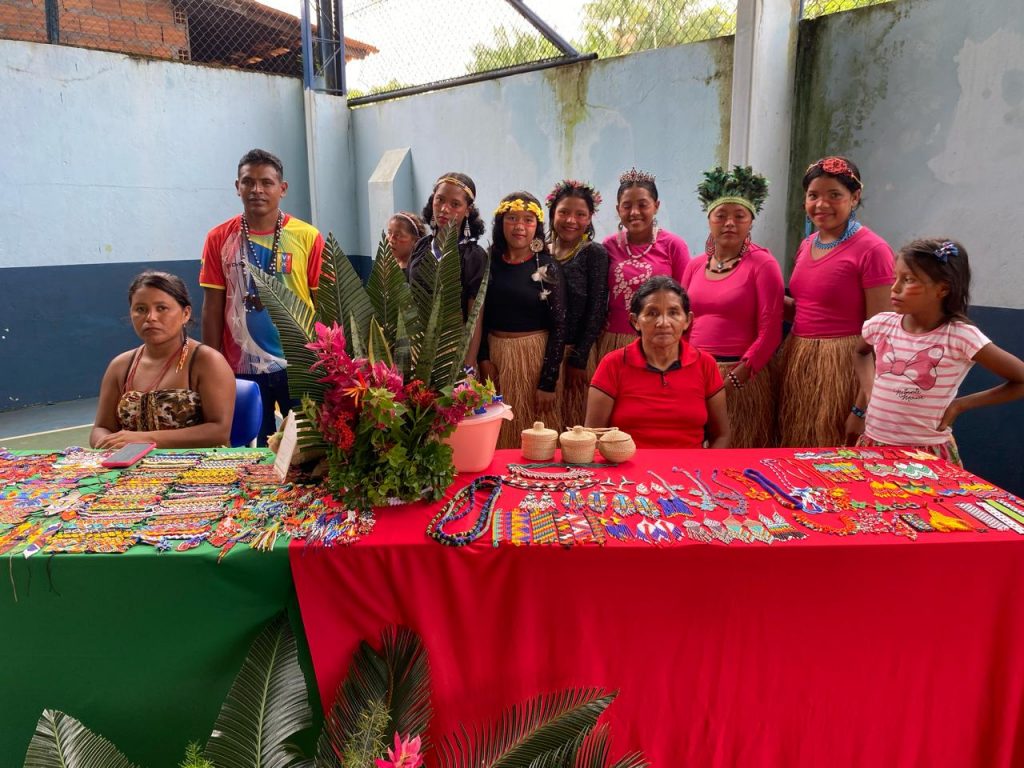Programação contou com exposição do artesanato dos Warao