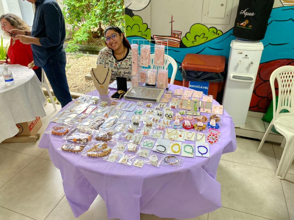 Feira da Semec reuniu mulheres e mães servidoras da Casa.